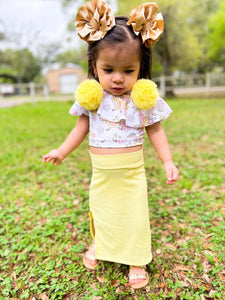 Mystery solid ruffle piggies (Fabrics will vary)